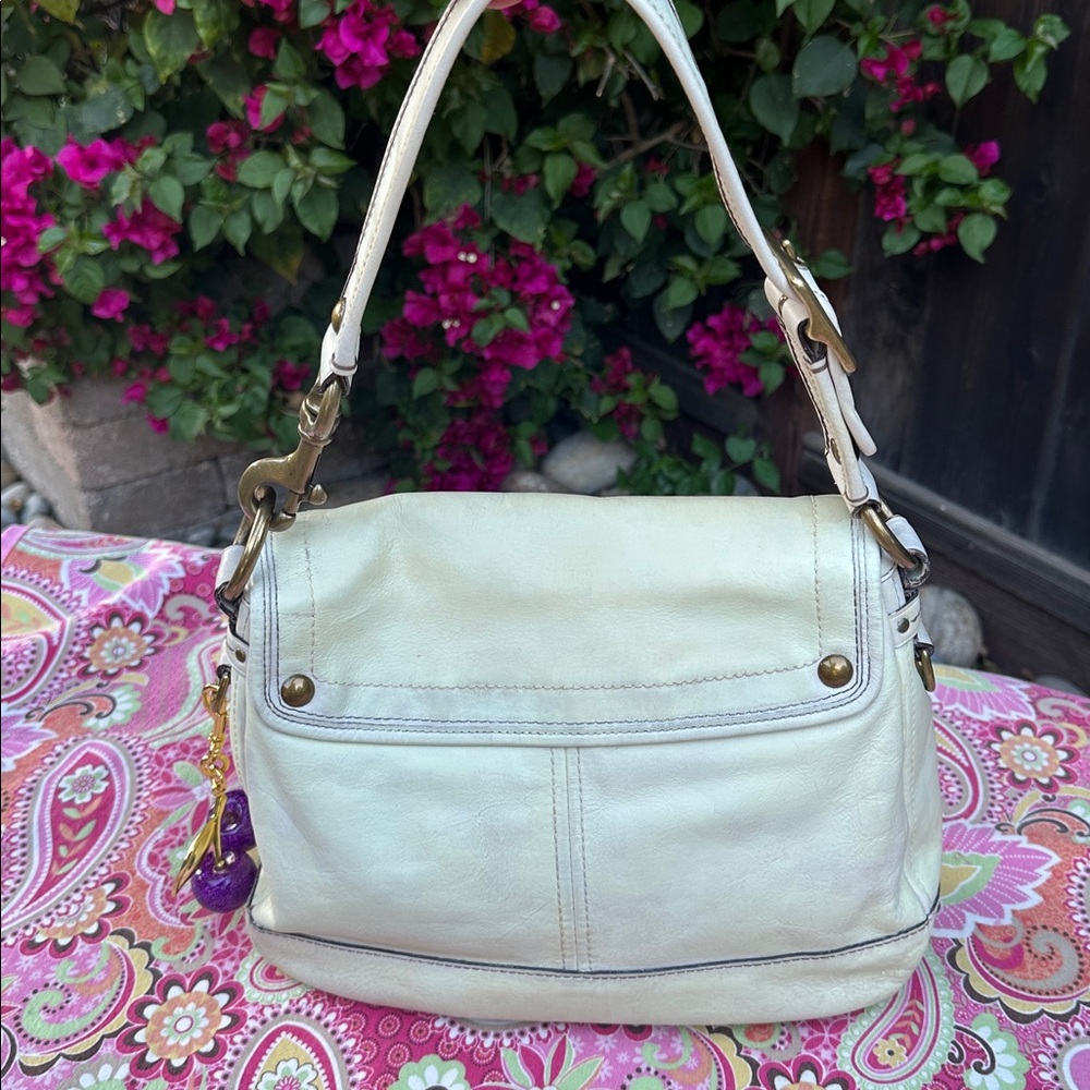 Vintage Coach 65th Anniversary Legacy Line 2006-2008 Ivory Leather Ali Bag - Picture 2 of 15